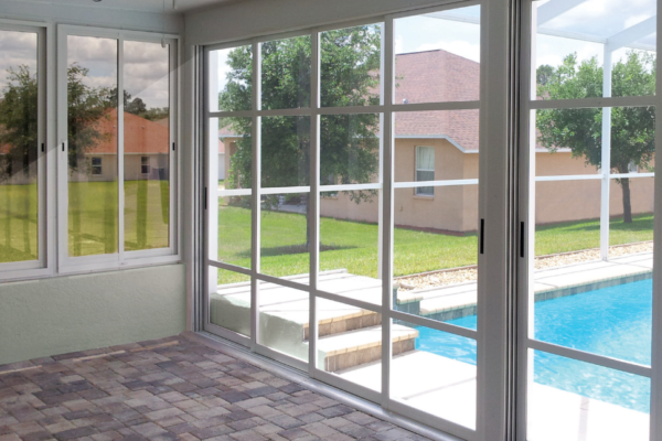 https://grayhawkremodeling.com/wp-content/uploads/2015/10/screenroom-600x400.png